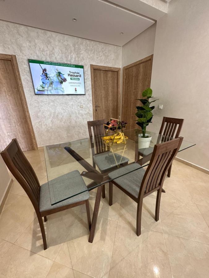 Apparemment De Luxe Bouznika Apartment Luaran gambar